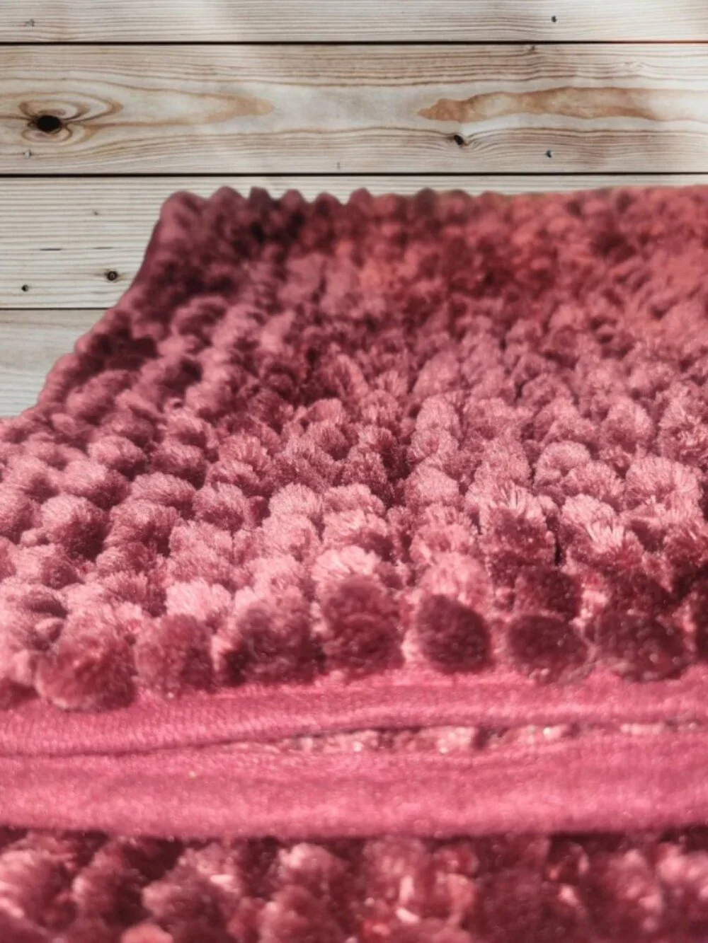Set of 2 - Burgundy Red Bathroom Rugs Bathmats - Pile Chenille - Non-Slip
